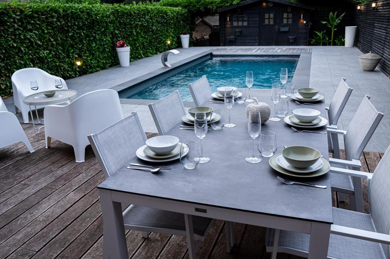 Chez Sabine Et Eric Maison Pour 6 Personnes Avec Piscine Chauffee Andenne Exteriör bild